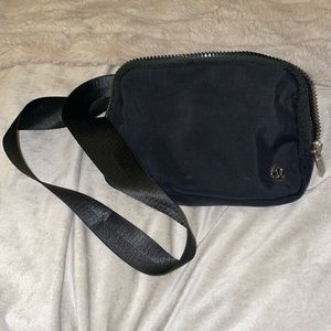 Lululemon belt bag